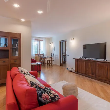 Lovely In With Kitchen * Otricoli