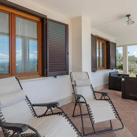 Semesterbostad Lovely In With Kitchen *