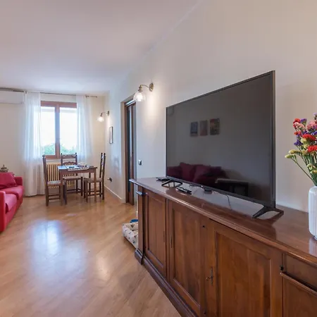 Lovely In With Kitchen Semesterbostad *