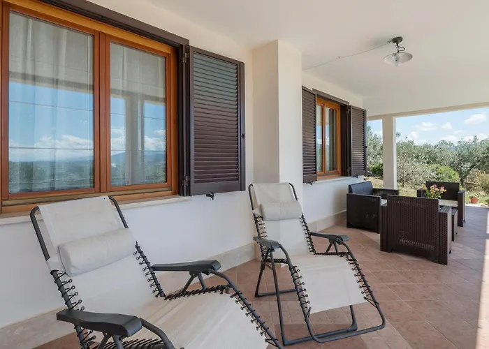 Casa de Férias Lovely In With Kitchen *